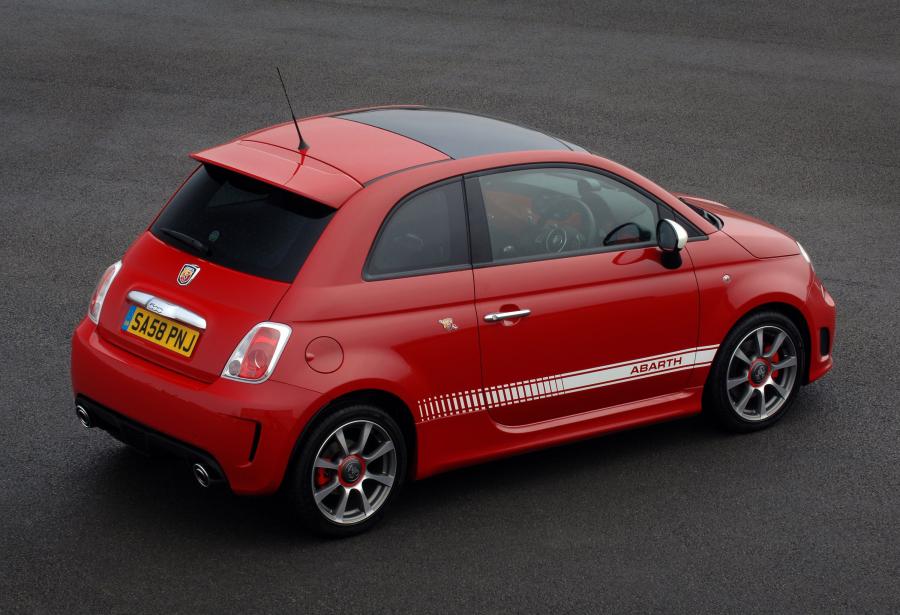  Abarth 500 2009 года  (UK) (фото 26 из 43)